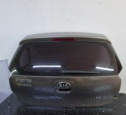 Tapa maletas kia picanto 2020